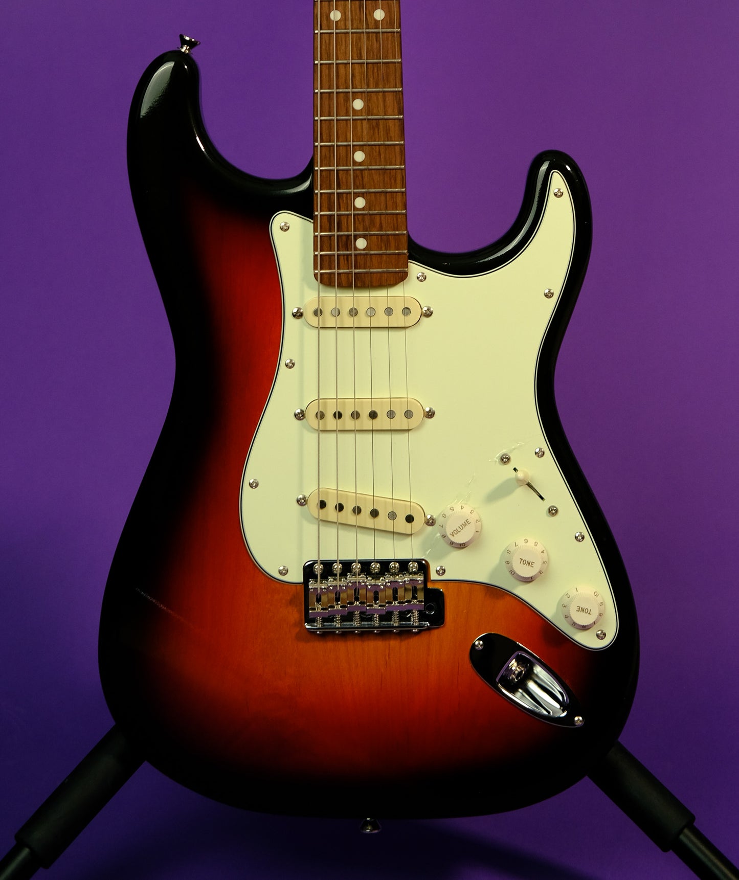 Moon ST-C - 3 tone Sunburst
