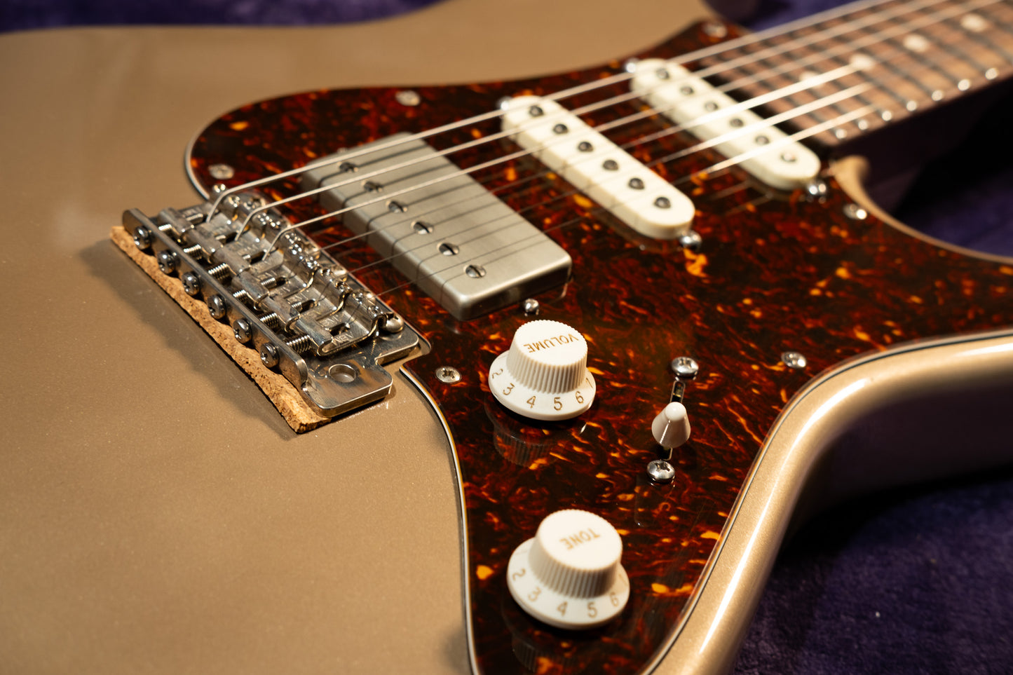 Patrick James Eggle "96" Vintage 2023 - Shoreline Gold