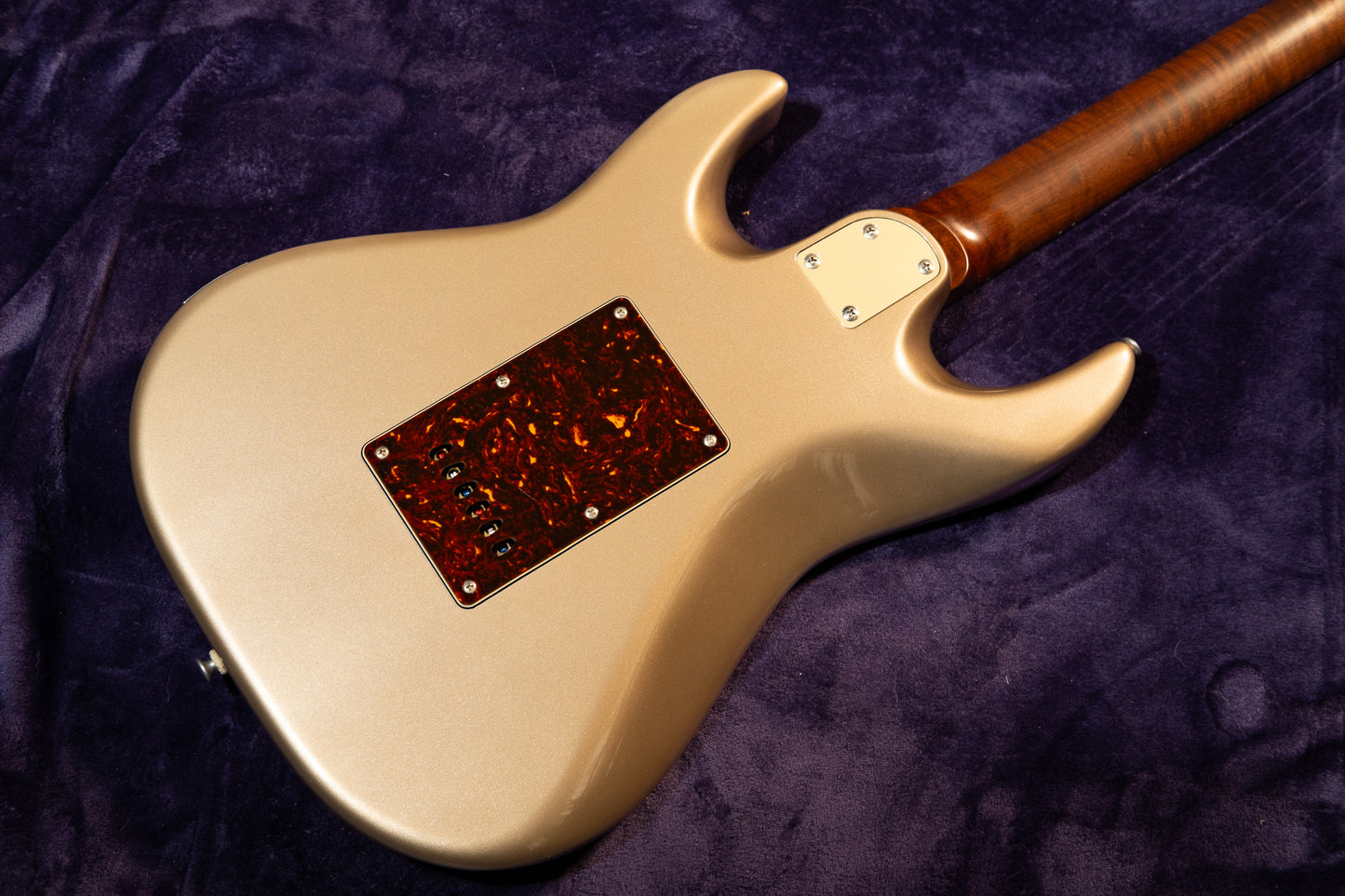 Patrick James Eggle "96" Vintage 2023 - Shoreline Gold