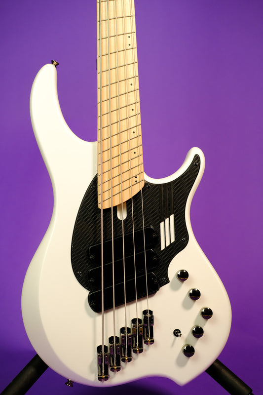 DINGWALL GUITARS NG3 NOLLY SIGNATURE 5 STRINGS 'Ducati White Pearl'