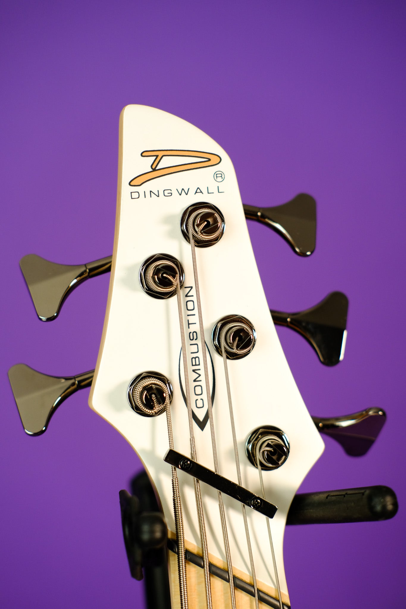 DINGWALL GUITARS NG3 NOLLY SIGNATURE 5 STRINGS 'Ducati White Pearl'