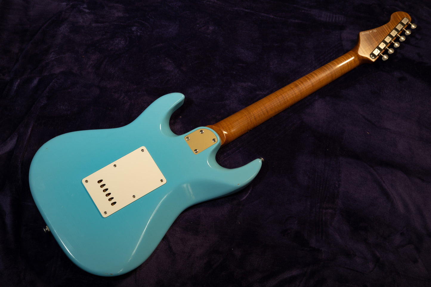 Patrick James Eggle "96" Vintage 2023 - Daphne Blue