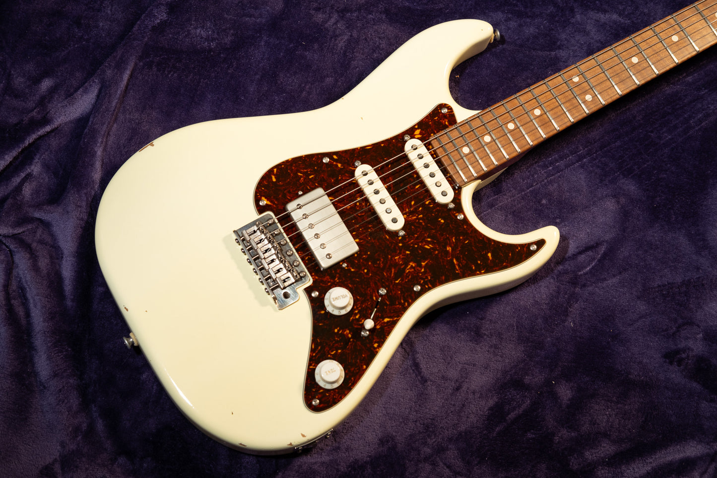 Patrick James Eggle "96" Vintage 2023 - Vintage White
