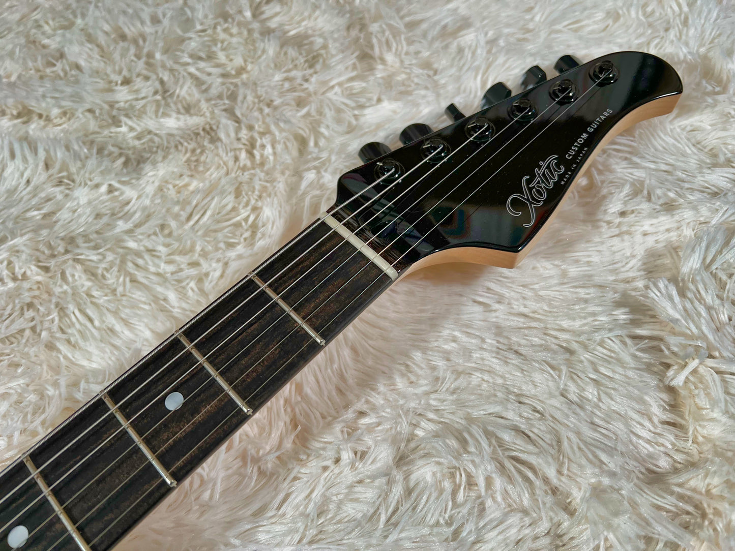 Xotic XS Core Bent Top - Trans Purple