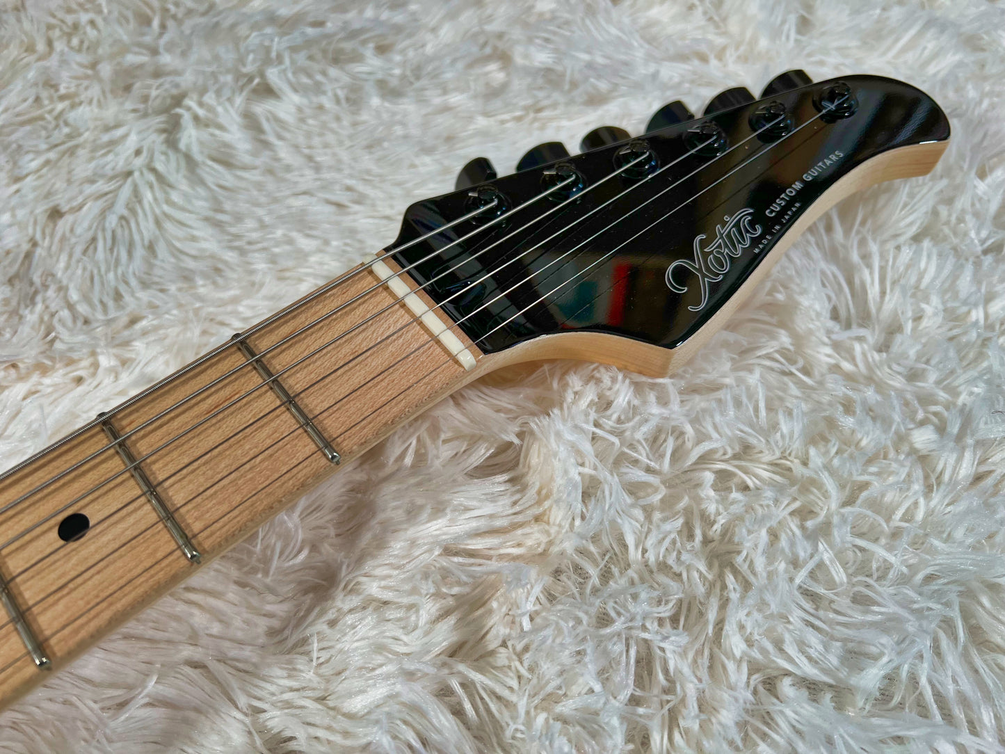 Xotic XS Core Bent Top - Blue Burst