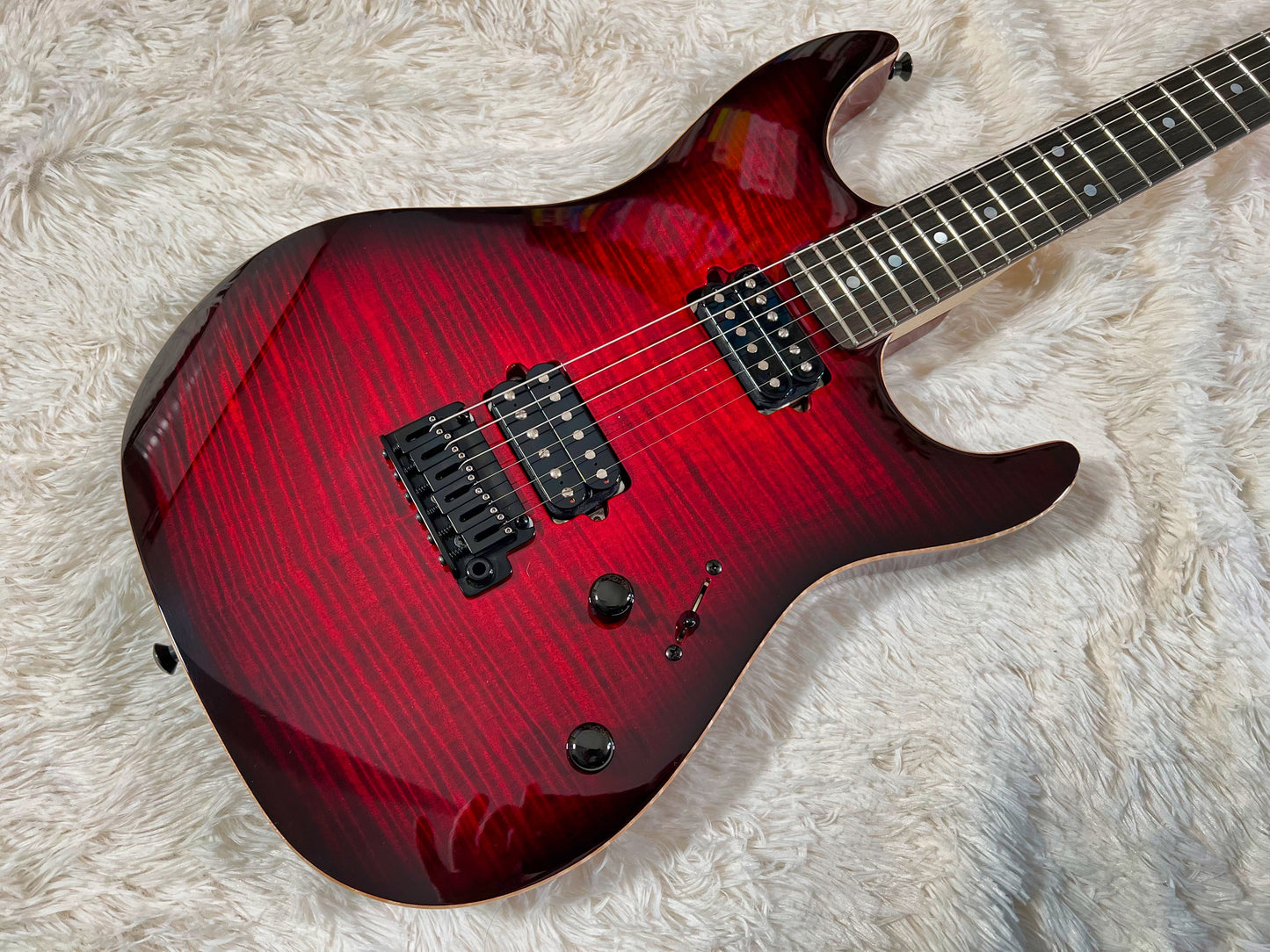 Xotic XS Core Bent Top - Dark Red Burst