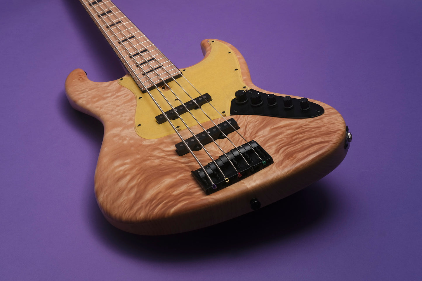 Moon JB-5 Active Custom - Quilt Maple