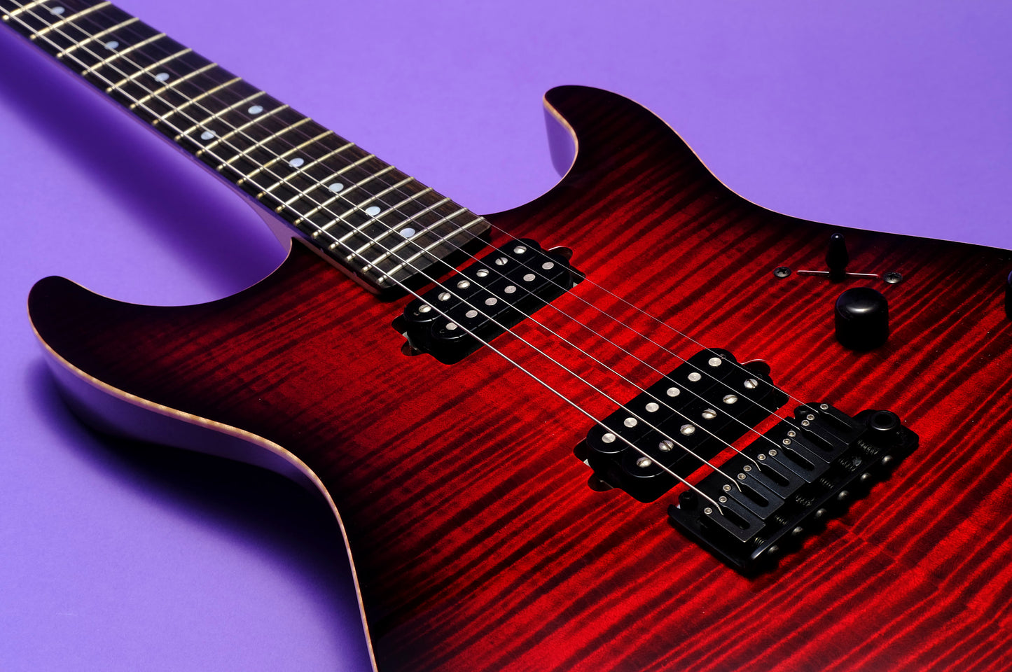 Xotic XS Core Bent Top - Dark Red Burst