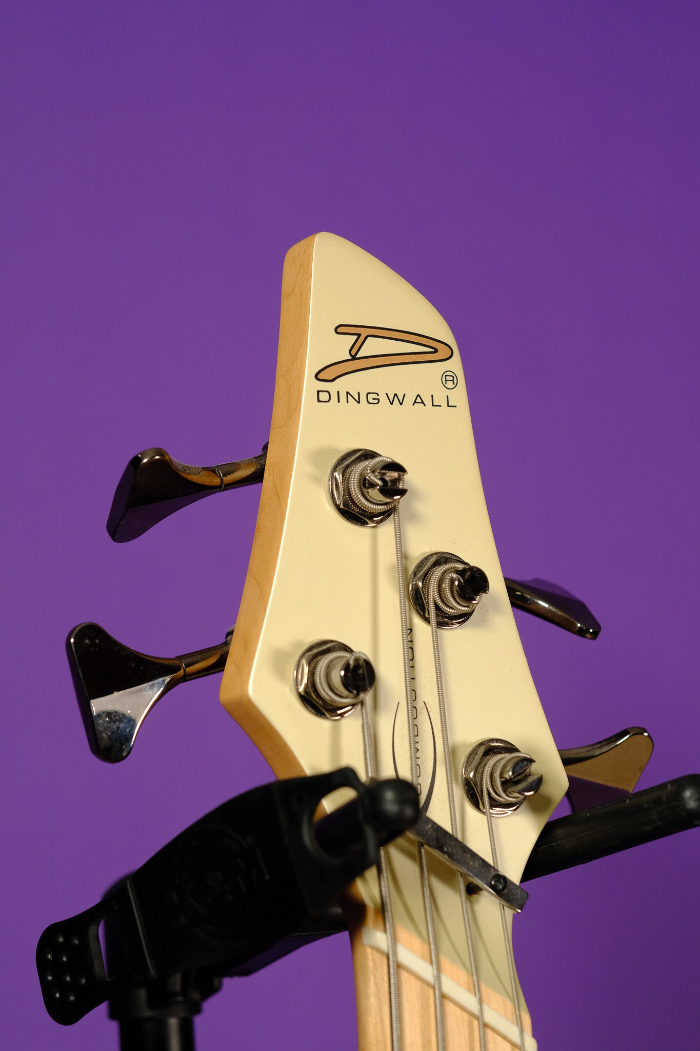 DINGWALL GUITARS NG3 NOLLY SIGNATURE 4 STRING 'Ducati White Pearl' - PRE OWNED