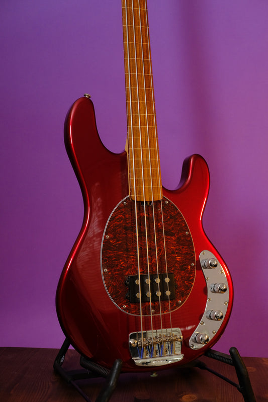 Ernie Ball MusicMan Stingray 3 EQ H 2003 - Candy Red Fretless