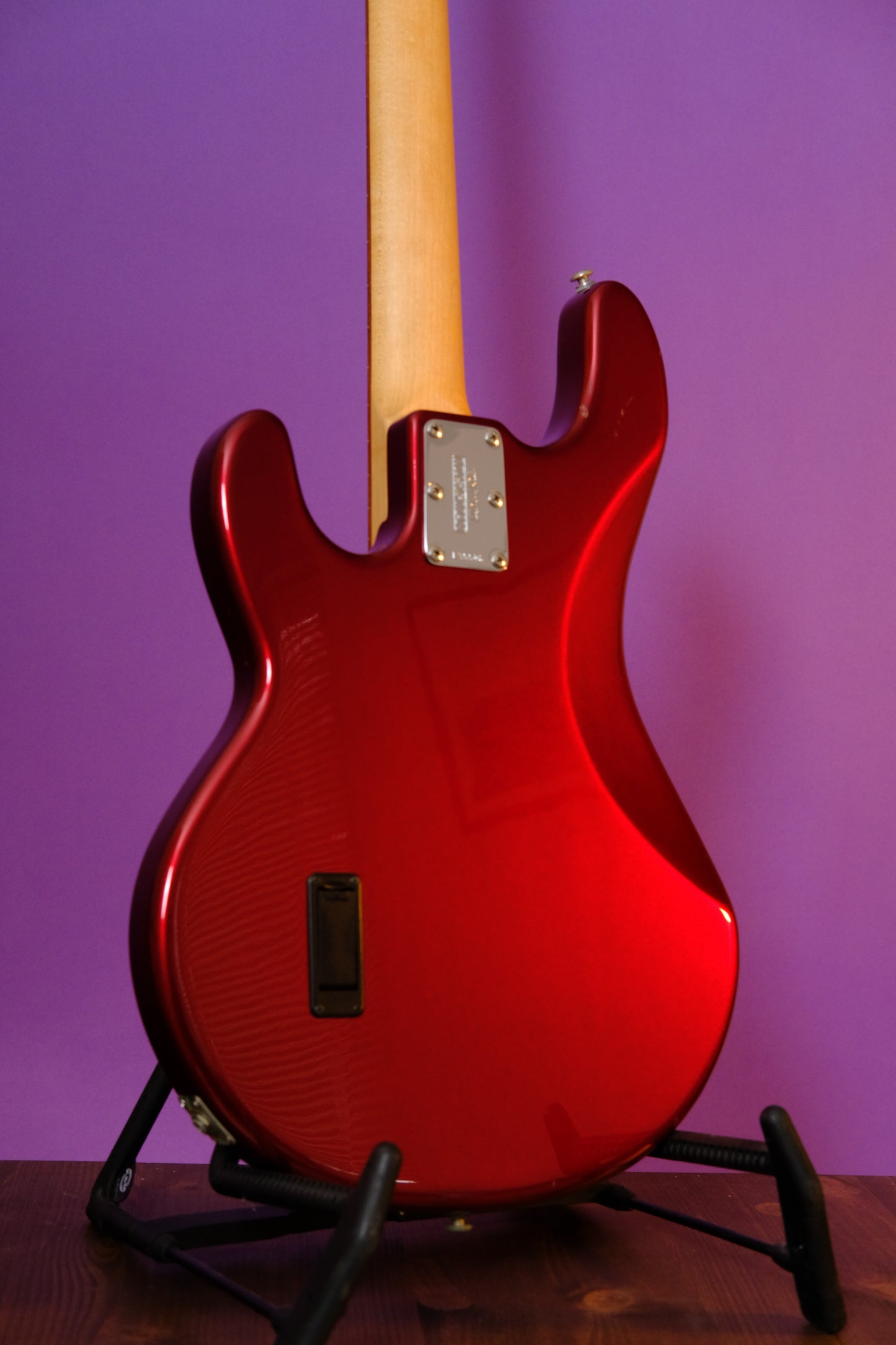 Ernie Ball MusicMan Stingray 3 EQ H 2003 - Candy Red Fretless