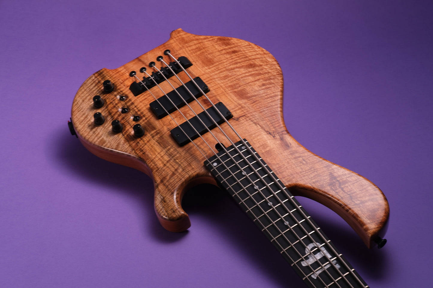 Maruszczyk Frog Signature Pi 5a - Curly Mango Natural