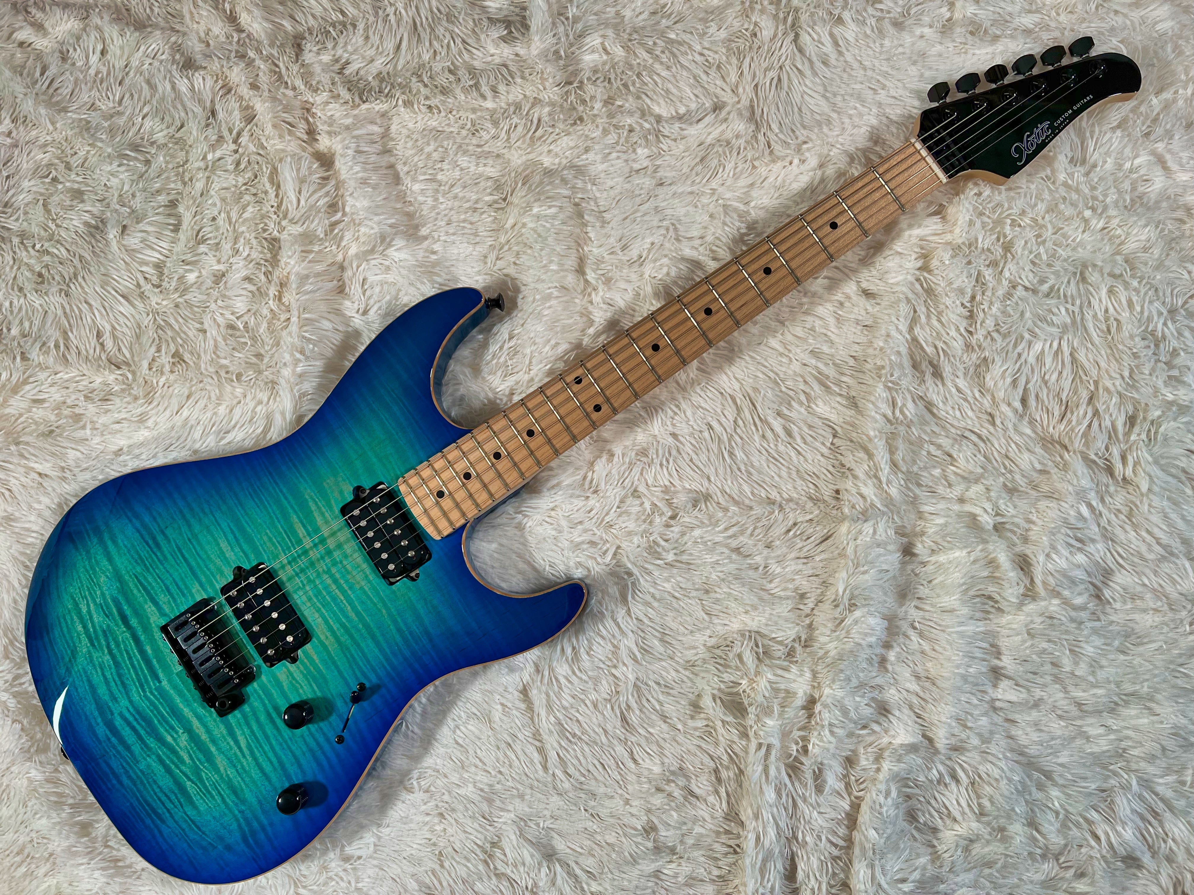 Xotic XS Core Bent Top - Blue Burst – Sarg's Guitars