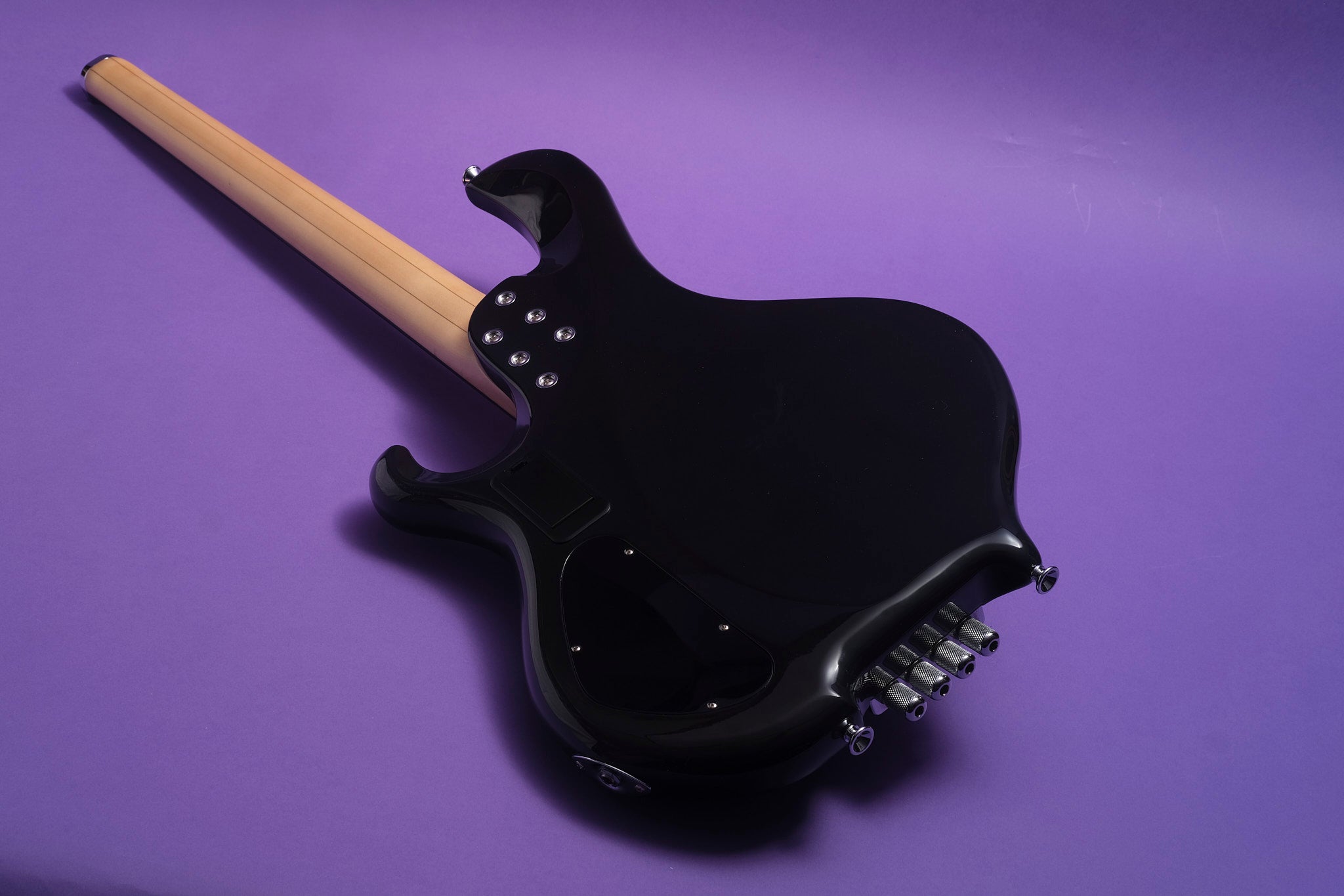 Maruszczyk Frog Omega: Charcoal Burst Headless Bass - Sarg's Guitars