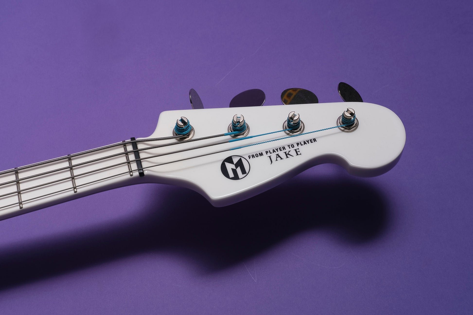Maruszczyk Jake 4P Custom 33" - Full White bass