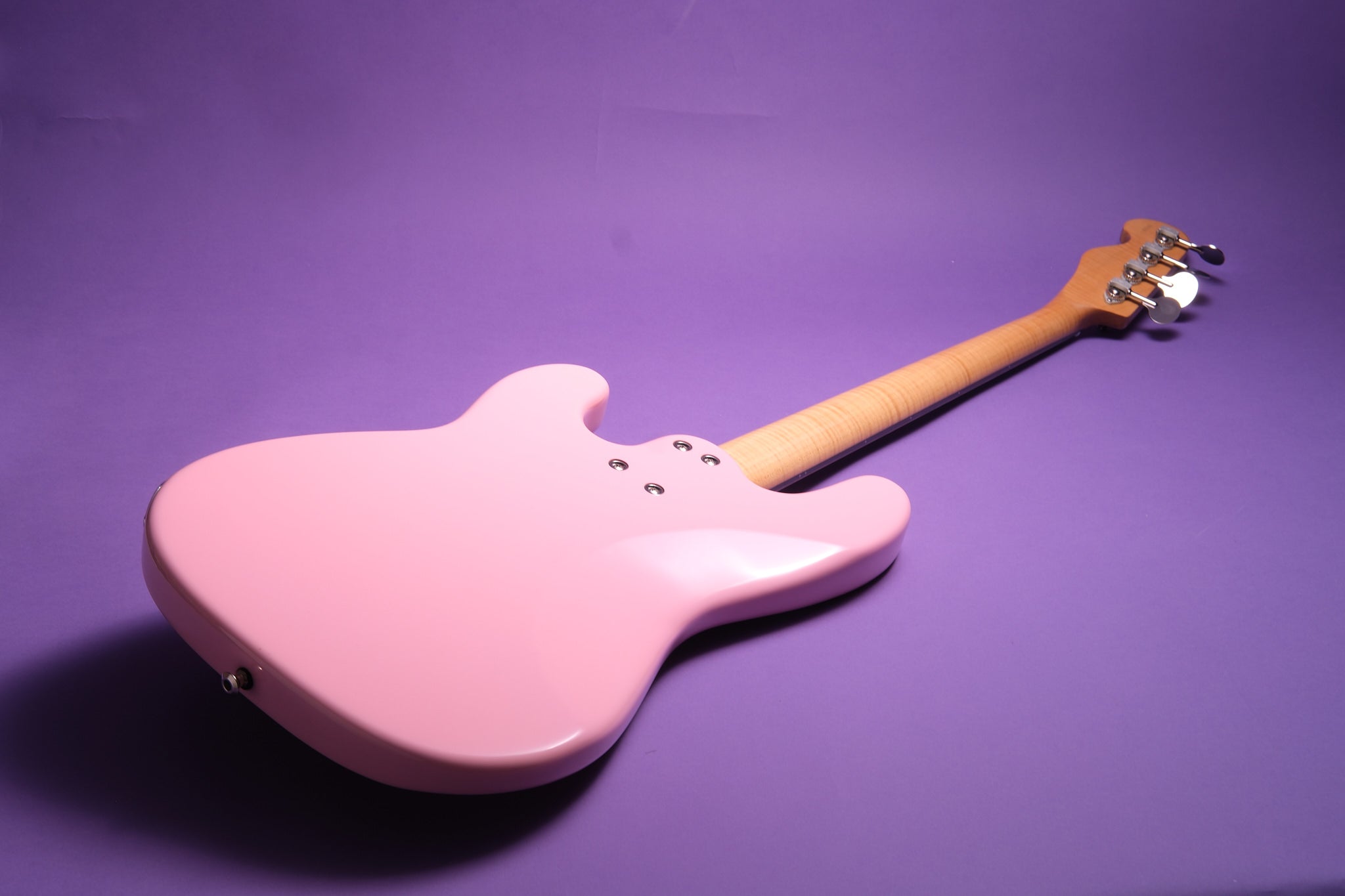 Maruszczyk Jake 55: Premium Bass in Shell Pink - Sarg's Guitars