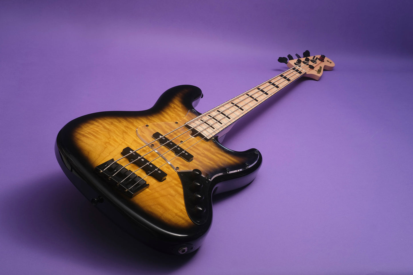 Moon JB-4 active - 2 tone Sunburst