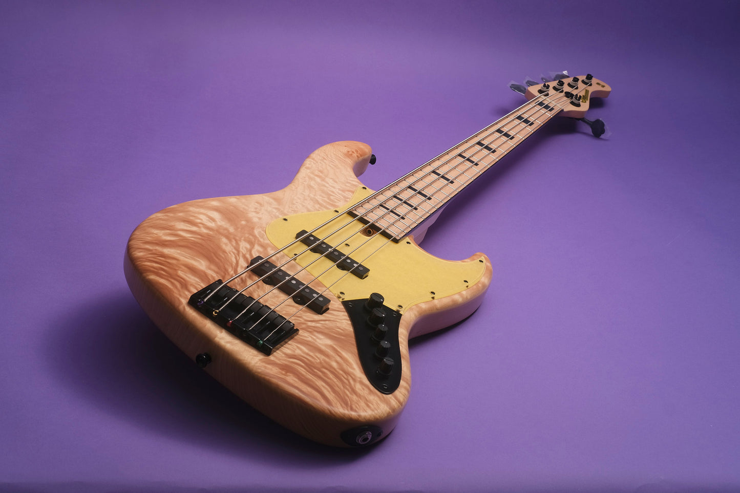 Moon JB-5 Active Custom - Quilt Maple