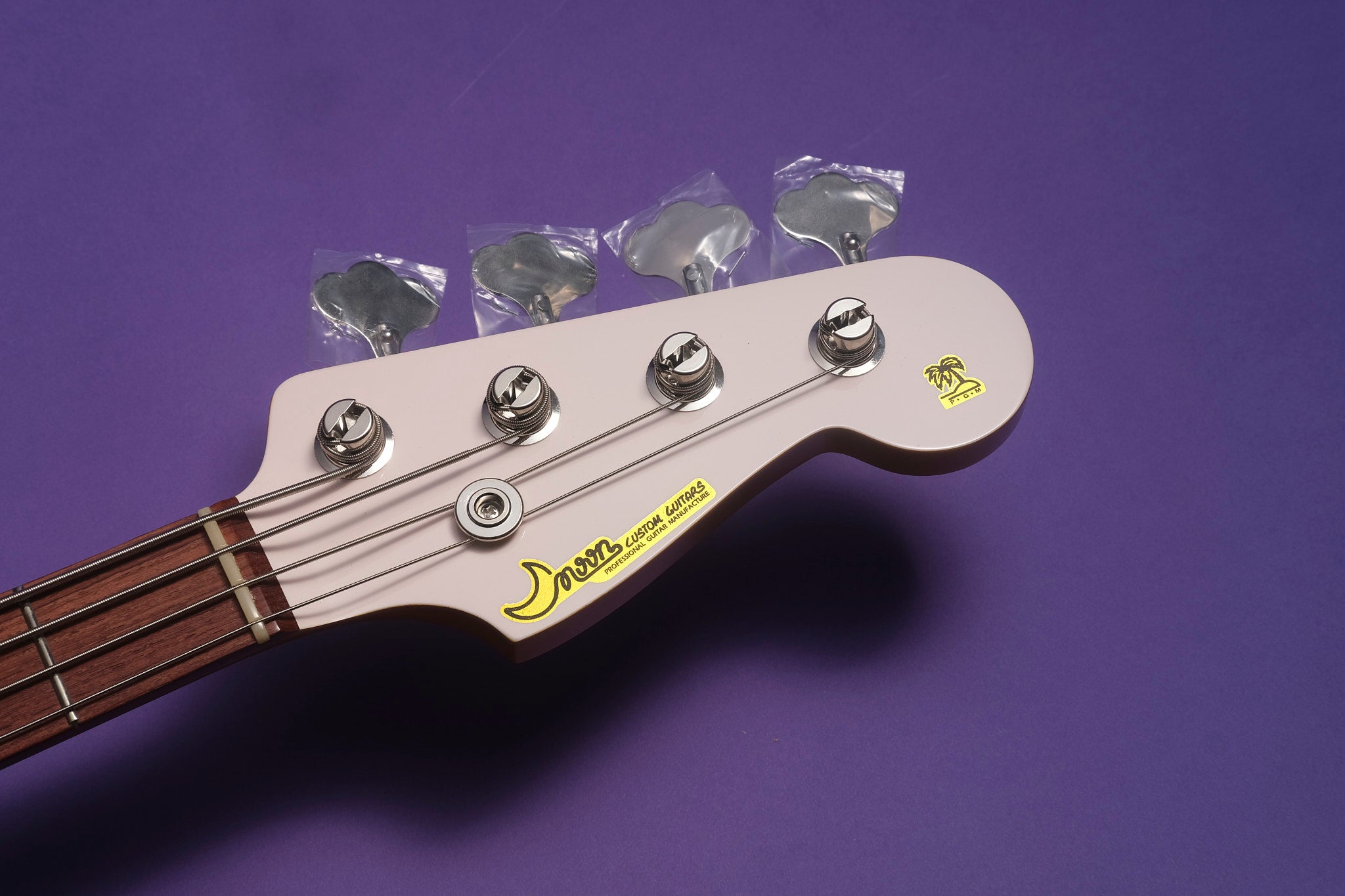 Moon PB-4 Classic: Premium Precision Bass Sound - Sarg's Guitars