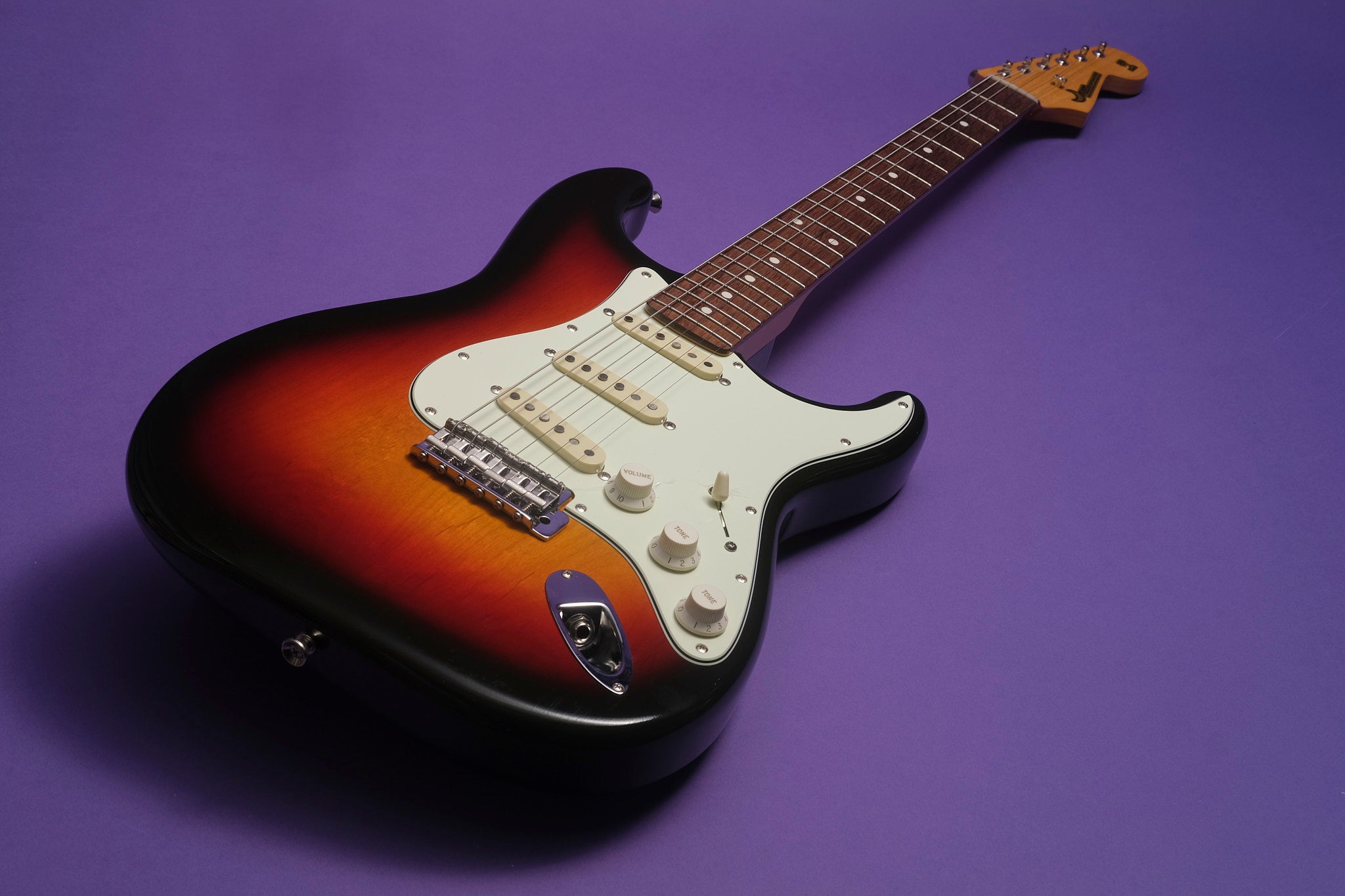 Moon ST Classic: Vintage-Voiced Stratocaster Guitar - Sarg's Guitars