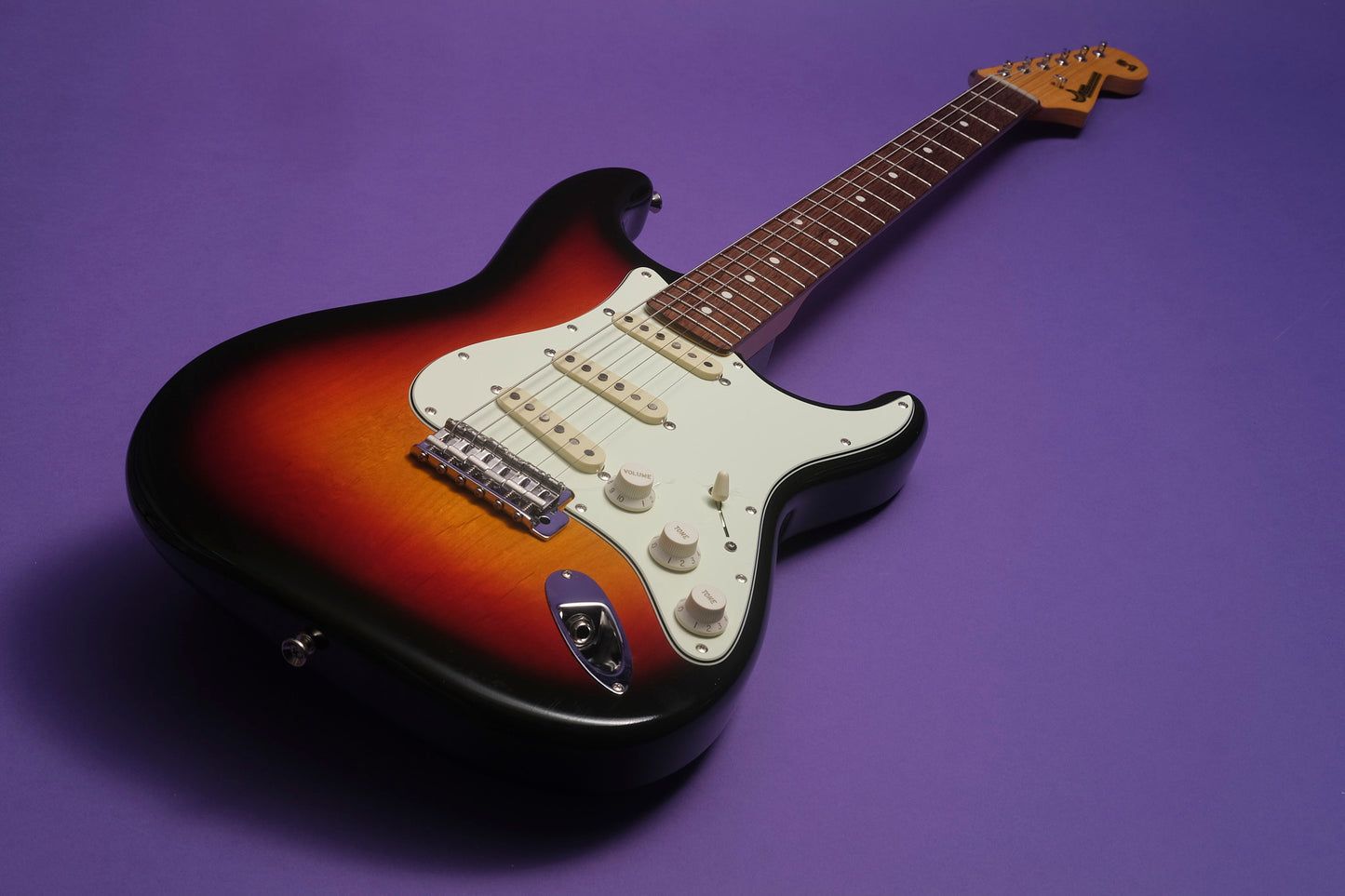 Moon ST Classic 3 Tone Sunburst 
