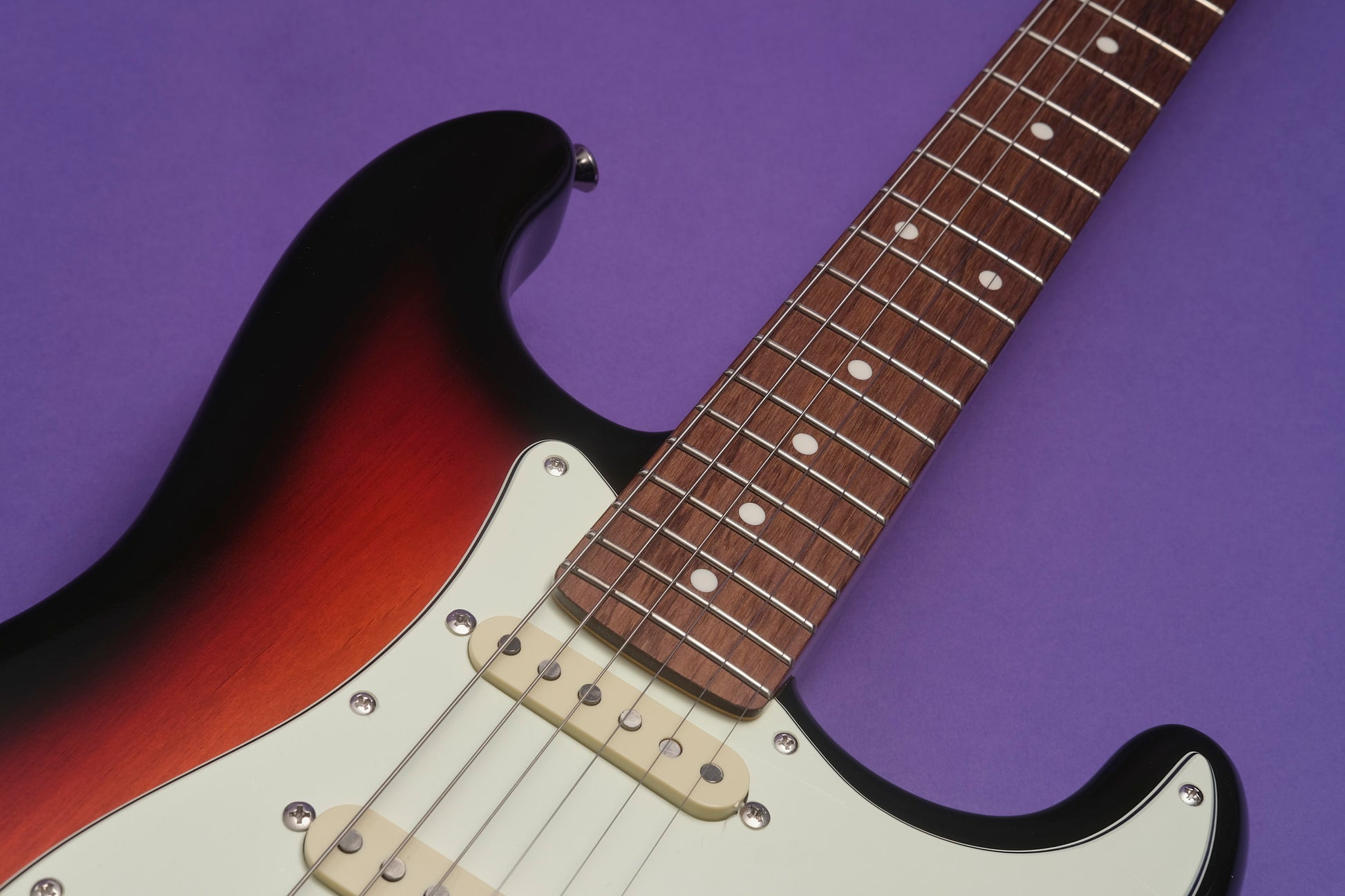 Moon ST Classic 3 Tone Sunburst 