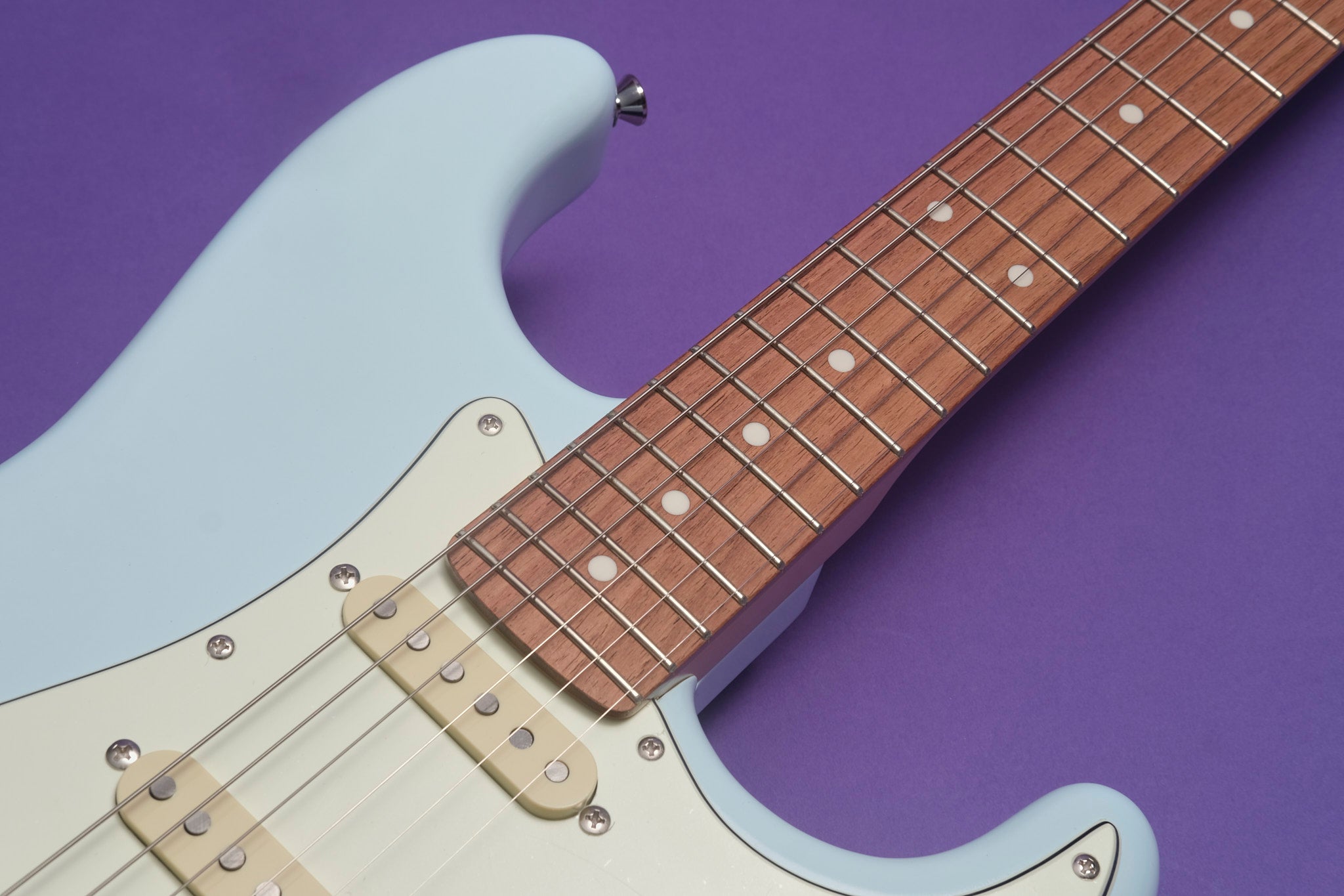 Moon ST Classic: Vintage Voiced Stratocaster Guitar - Sarg's Guitars Moon ST Classic: Vintage Voiced Stratocaster Guitar - Sarg's Guitars